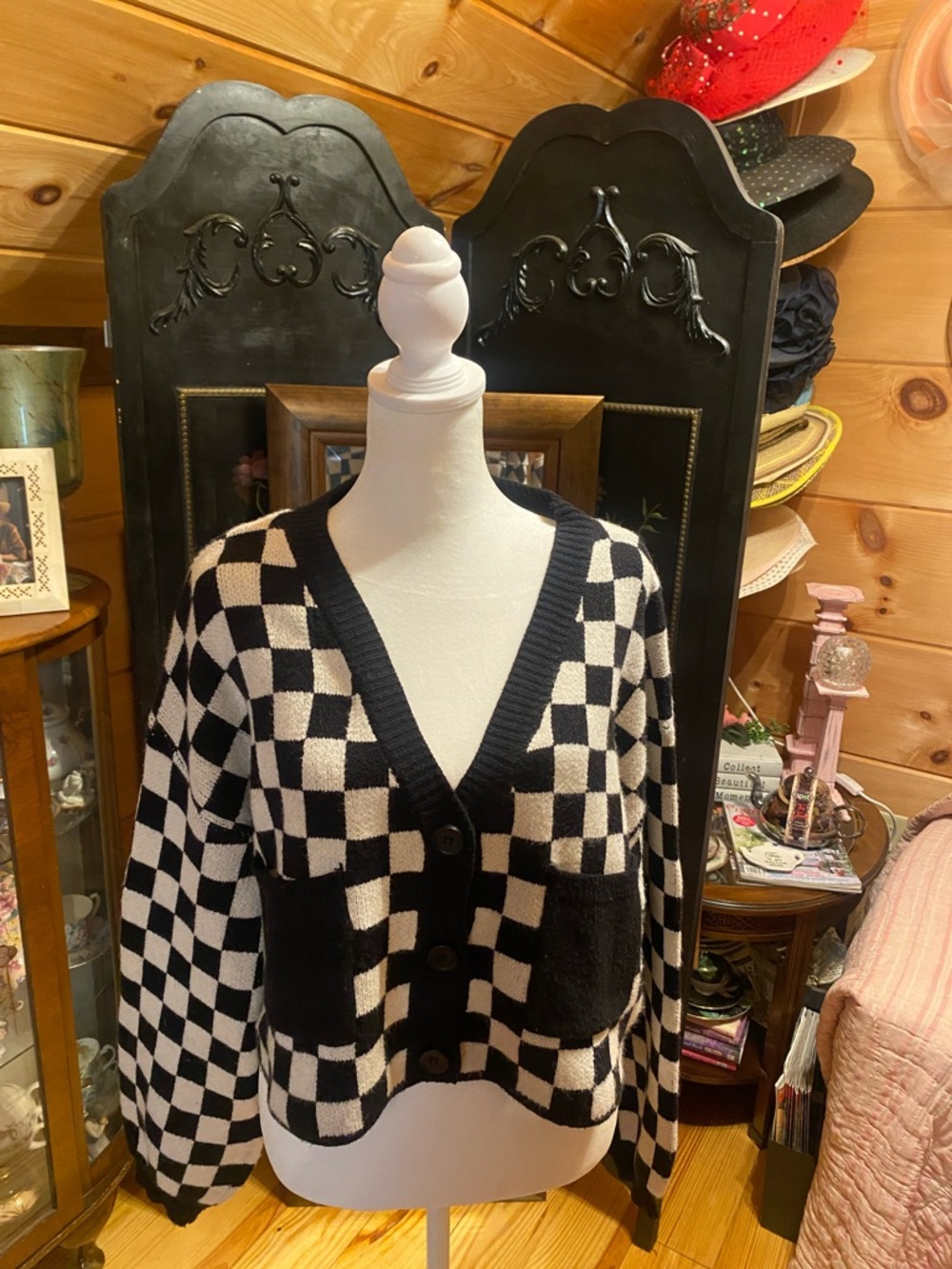 Checkerboard V-Neck Button Cardigan Sweater - Black & Cream